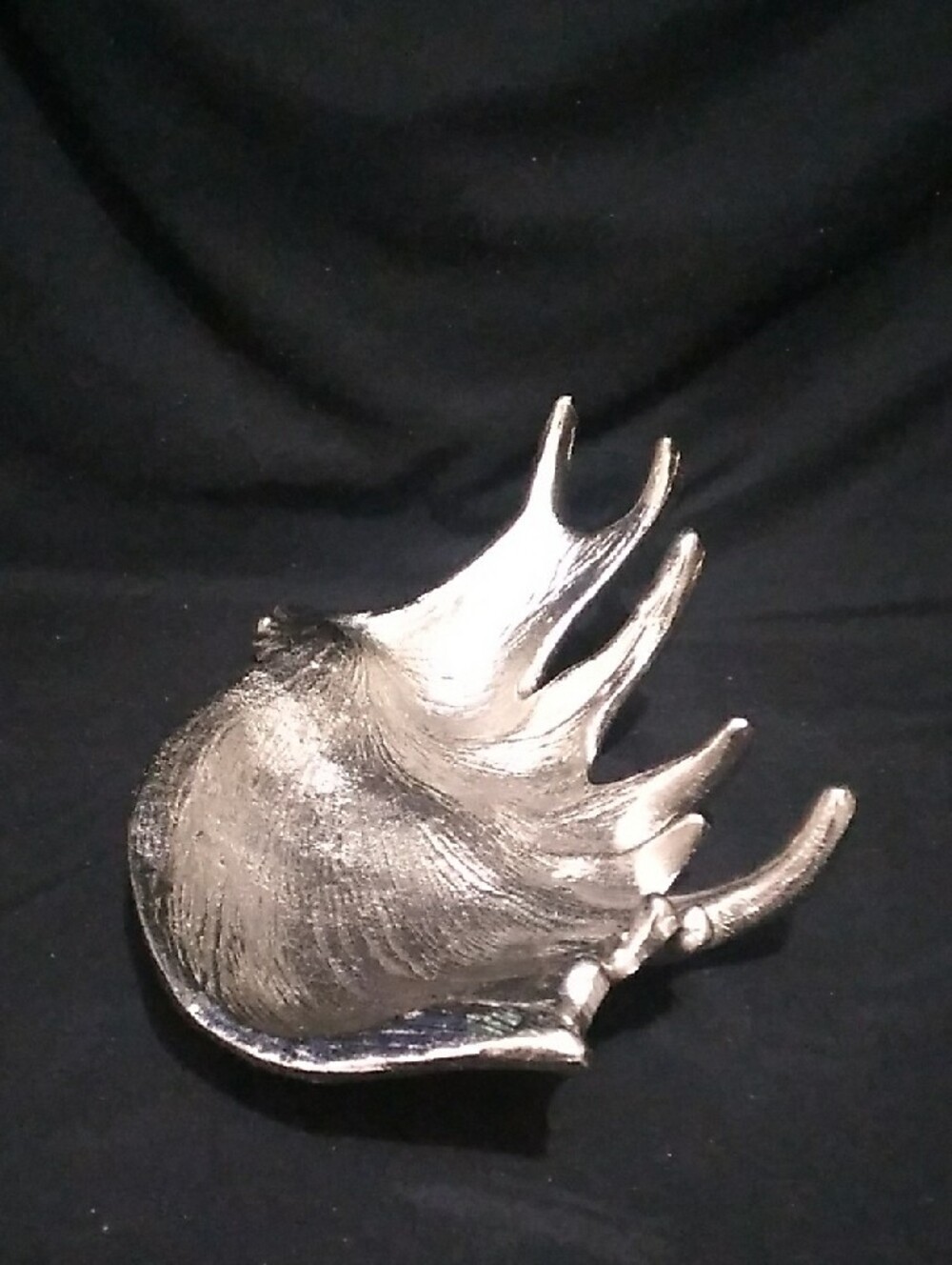Threshold Silver-finished Cast Aluminum Moose Antler Decorative Bowl (B9) - Picture 4 of 11